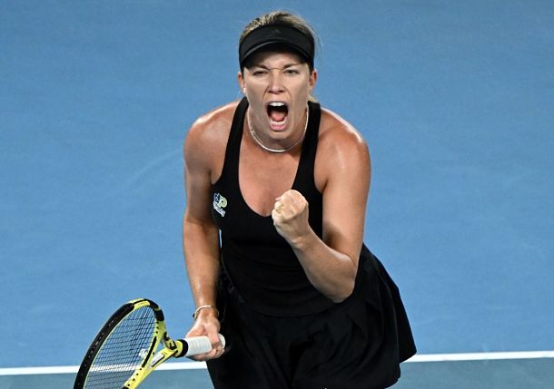 Collins Blasts Past Swiatek into Maiden Slam Final at Australian Open 